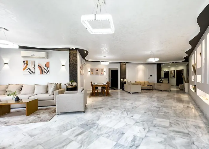 Serene & Spacey 2Bdr 15 Min From Cai Airport